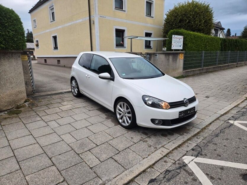 VW Golf 195.519 km 4.999 € Planegg 82152