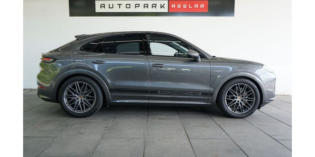 Porsche Cayenne 29.300 km 113.880 &euro; Asslar 35614