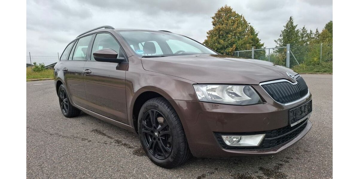 Skoda Octavia 80.300 km 7.500 &euro; Könnern OT Beesenlaublingen 06420