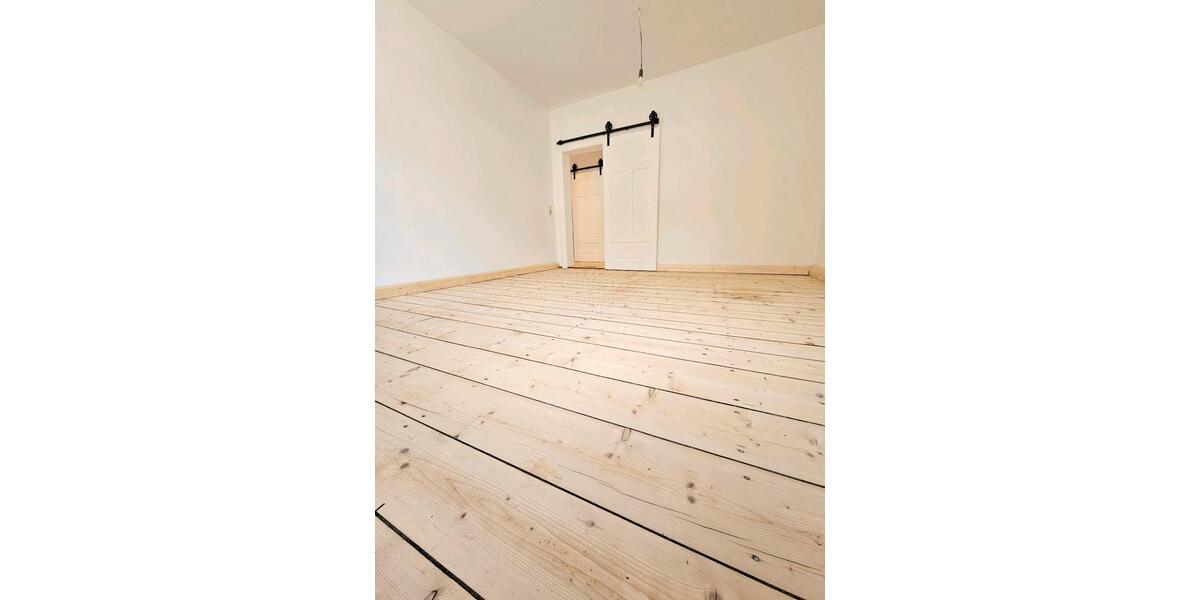 Etagenwohnung Adorf/Vogtland Vogtland - 3 Zimmer, 89 m&sup2;, 540&euro; | Angebot:26050447