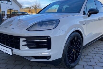 Porsche Cayenne 6.900 km 124.777 € Raubling 83064