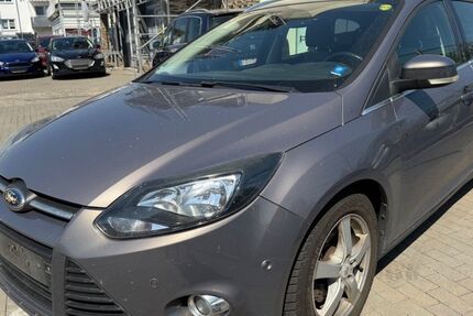 Ford Focus 189.000 km 2.999 &euro; Büdingen 63654