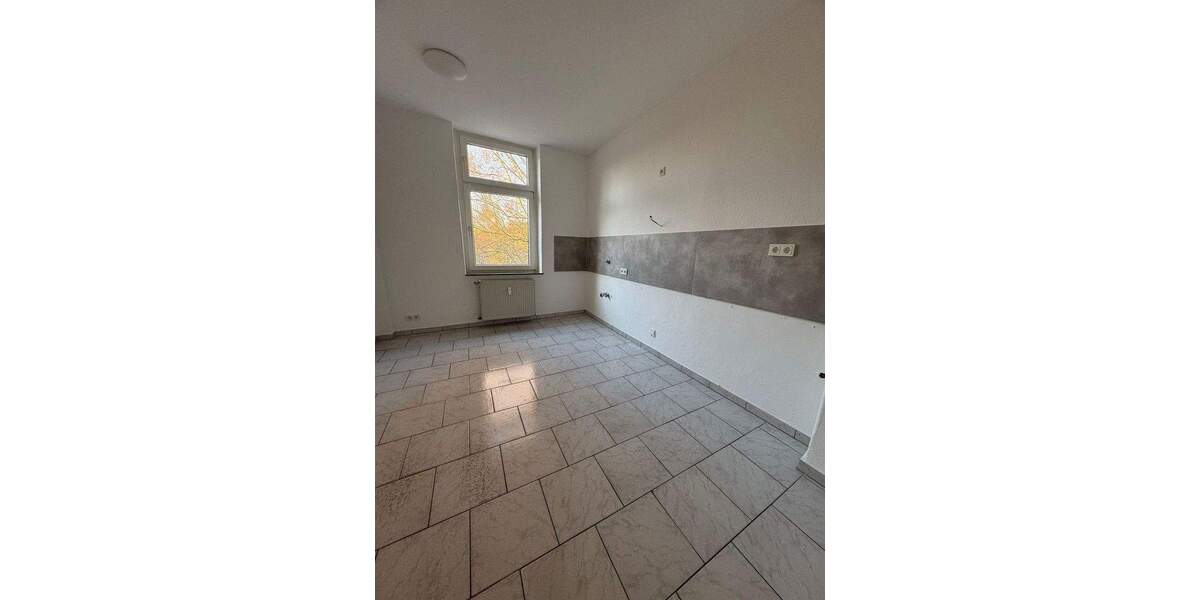 Etagenwohnung Gelsenkirchen Neustadt - 4 Zimmer, 103 m&sup2;, 732&euro; | Angebot:25339795