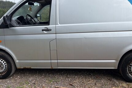 VW T5 Transporter 290.000 km 5.000 &euro; Schonach 78136