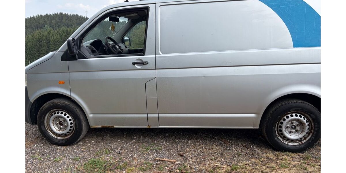 VW T5 Transporter 290.000 km 5.000 &euro; Schonach 78136