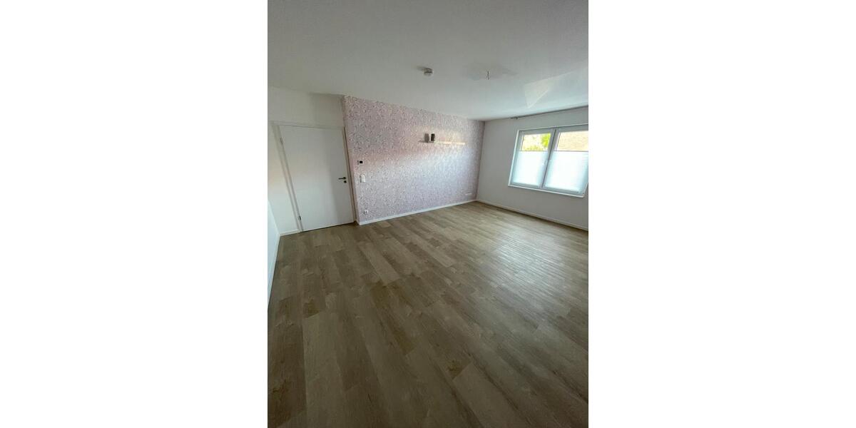Erdgeschoßwohnung Sassenburg - 3 Zimmer, 116 m&sup2;, 1.200&euro; | Angebot:26343099