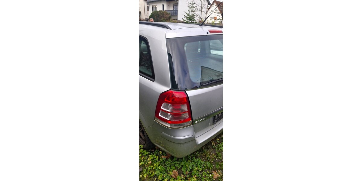 Opel Zafira B 279.273 km 1.990 &euro; Süßen 73079