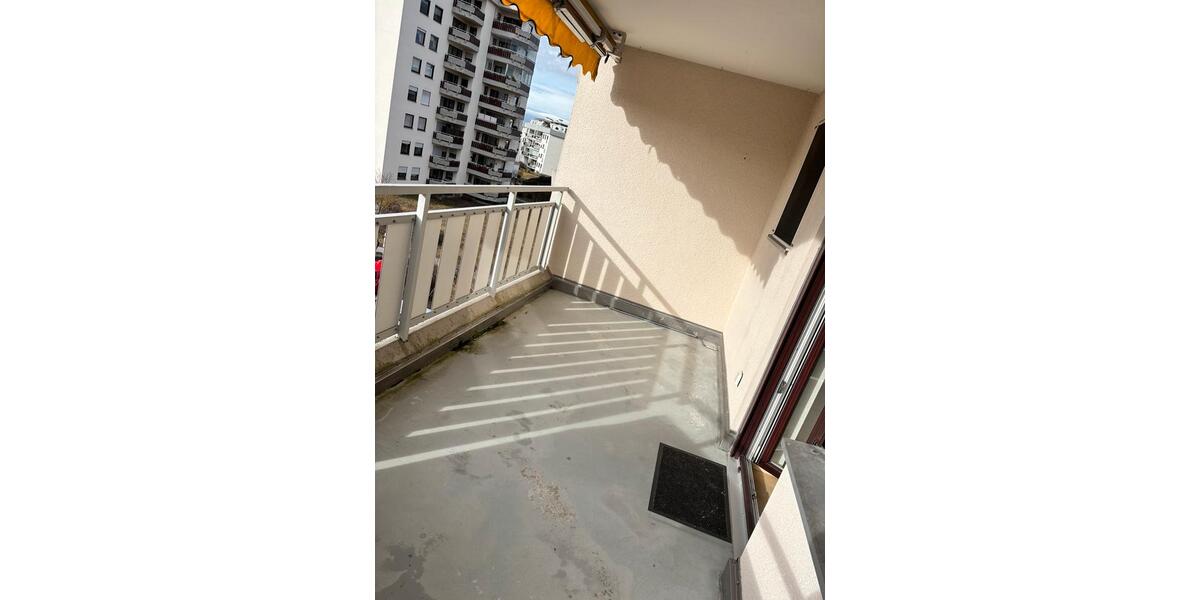 Etagenwohnung Kissing - 3 Zimmer, 74 m&sup2;, 415.000&euro; | Angebot:25207548