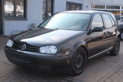 VW Golf 200.000 km 590 &euro; Edewecht 26188