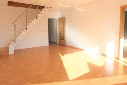 Wohnung Lage - 3.5 Zimmer, 99 m&sup2;, 1.040&euro; | Angebot:26323638