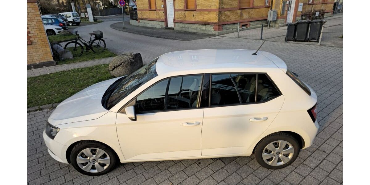 Skoda Fabia 117.000 km 8.500 &euro; Mörfelden-Walldorf 64546