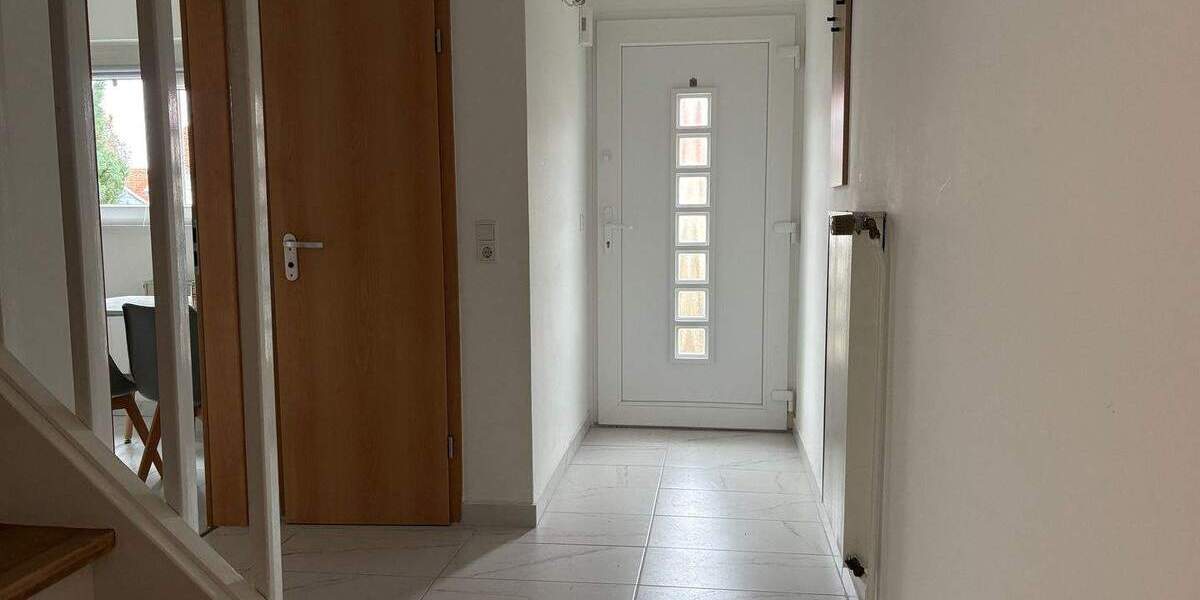 Reihenmittelhaus Reutlingen Burgholz - 6 Zimmer, 85 m&sup2;, 329.000&euro; | Angebot:24815424