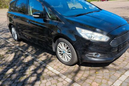 Ford S-Max 205.800 km 8.700 &euro; Saarbrücken 66111