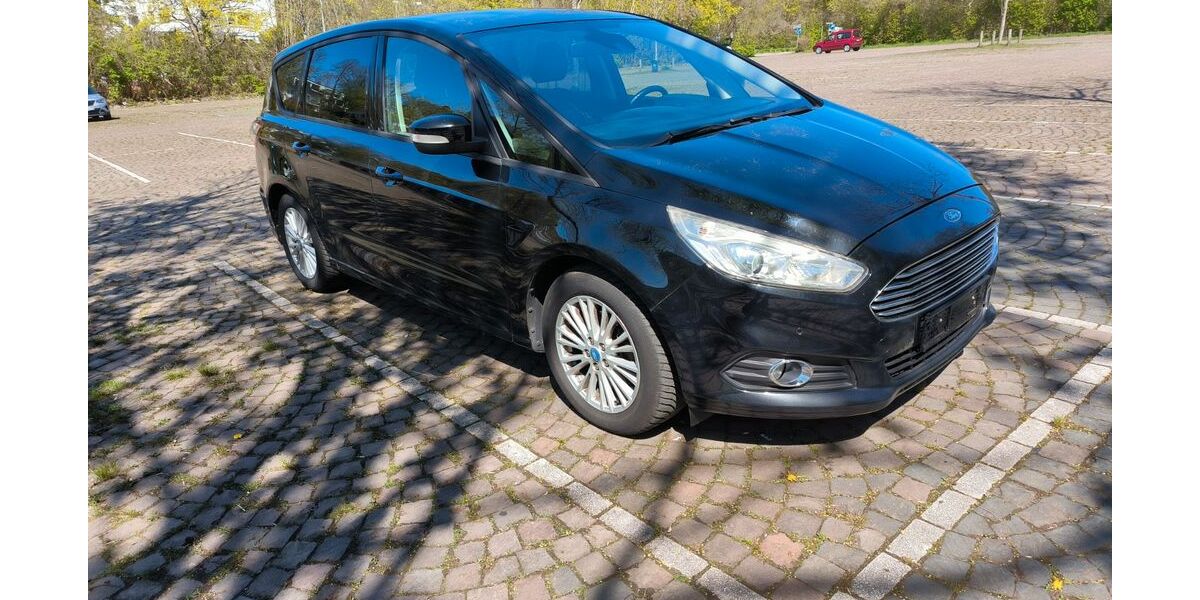 Ford S-Max 205.800 km 8.800 &euro; Saarbrücken 66111