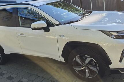 Toyota RAV 4 23.861 km 40.949 &euro; Lörrach 79539