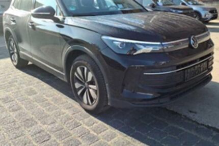 VW Tiguan 15.608 km 36.950 &euro; Dessau-Roßlau 06842