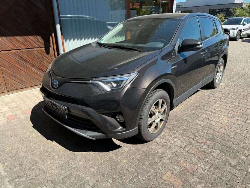 RAV 4