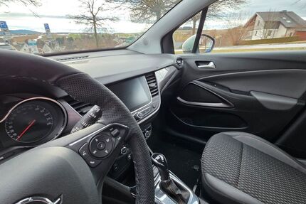 Opel Crossland (X) 86.808 km 12.600 &euro; Usingen 61250