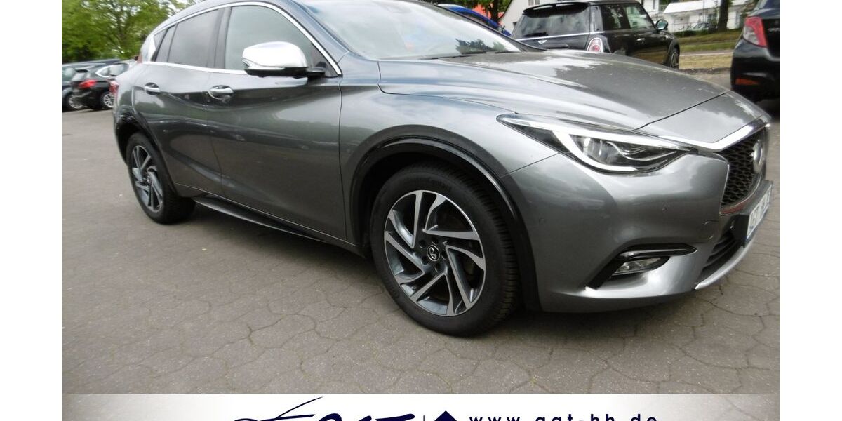 INFINITI Q30 103.808 km 13.800 &euro; Hamburg 22459