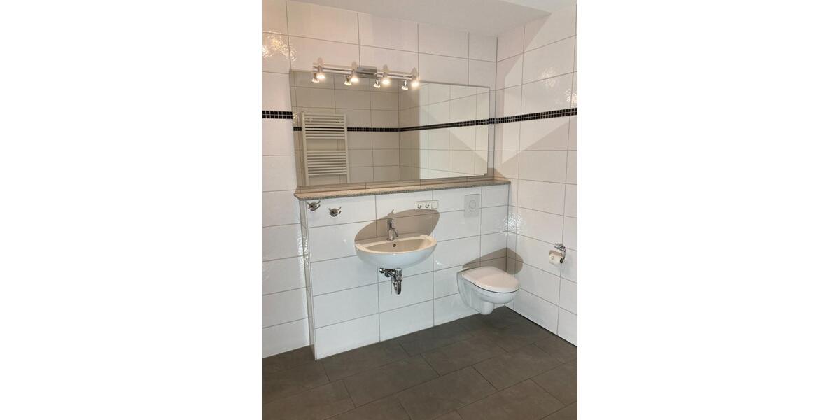 Etagenwohnung Vlotho - 3 Zimmer, 92 m&sup2;, 610&euro; | Angebot:25547516