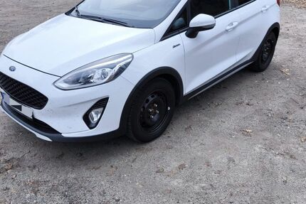 Ford Fiesta 59.881 km 13.900 &euro; Hamburg 21077