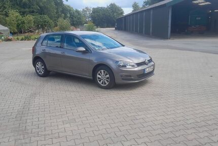 VW Golf 131.000 km 12.800 &euro; Freren 49832