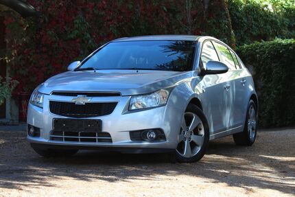 Chevrolet Cruze 97.000 km 3.999 &euro; Berlin 10317