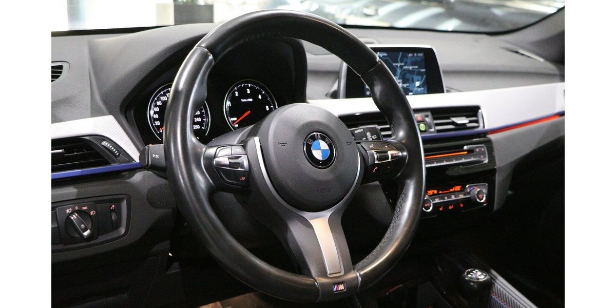 BMW X1 sDrive 18d M-SPORT SHADOW PANORAMA, LED, H/K 186.000 km 17.444 &euro; Hamm 59077