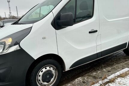 Opel Vivaro 124.298 km 8.500 &euro; Rostock 18147