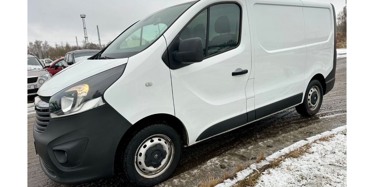 Opel Vivaro 124.298 km 8.500 &euro; Rostock 18147