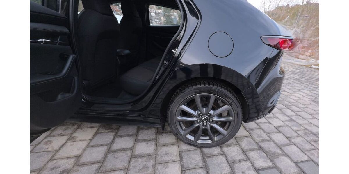 Mazda 3 92.200 km 18.000 &euro; Todtmoos 79682