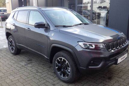 Jeep Compass 43.569 km 23.890 &euro; Drochtersen 21706