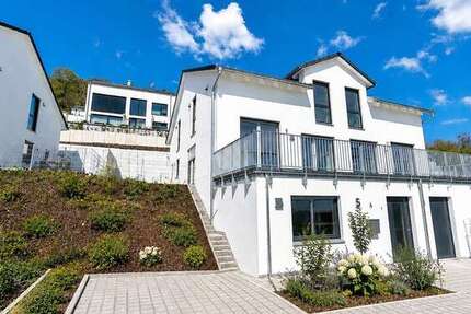 Haus Teublitz - 5 Zimmer, 160 m&sup2;, 639.000&euro; | Angebot:27018700