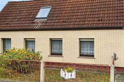 Haus zum Kaufen in Treuenbrietzen 168.500 € 92.71 m² 4 zimmer