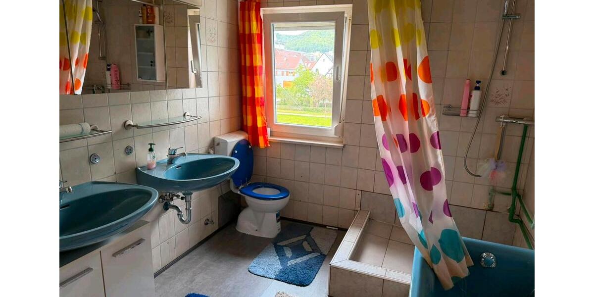 Doppelhaushälfte Wurmlingen - 7 Zimmer, 114 m&sup2;, 380.000&euro; | Angebot:26801428