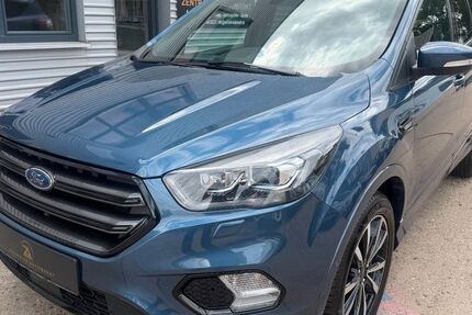 Ford Kuga 45.000 km 17.900 &euro; Fürth 90763