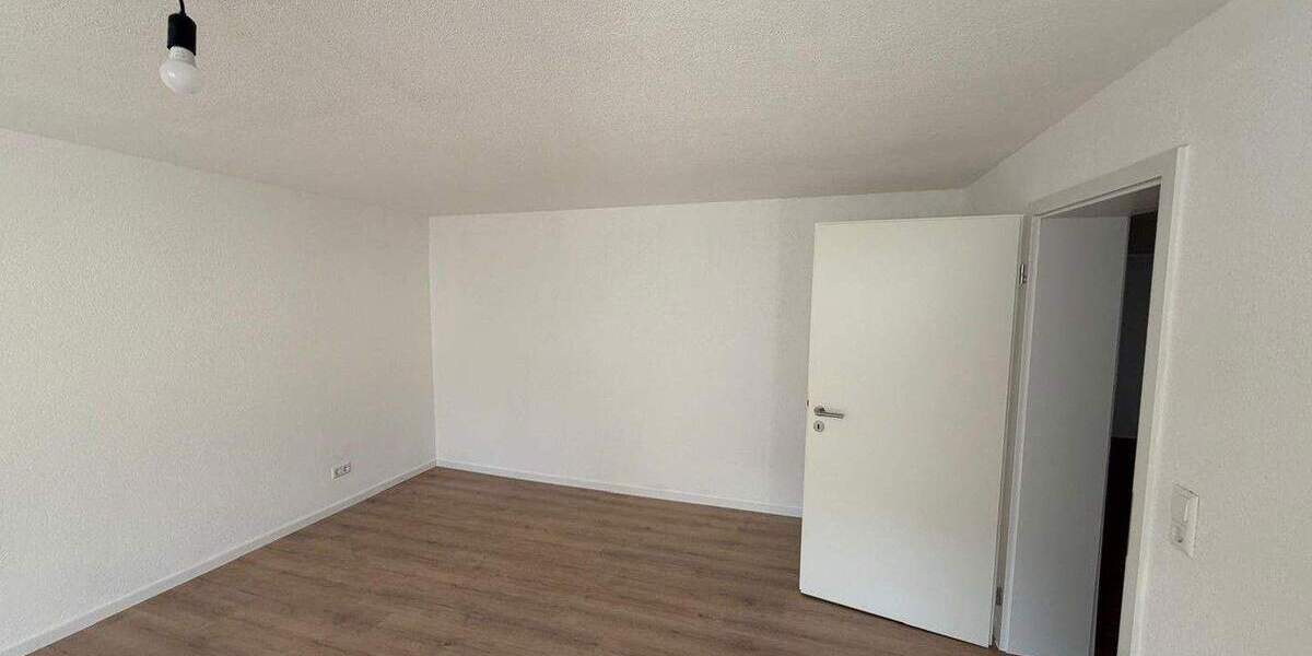 Etagenwohnung Langenau (Albeck) Albeck - 6 Zimmer, 148 m&sup2;, 250.000&euro; | Angebot:25824686
