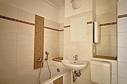 Wohnung Plauen Altstadt - 3 Zimmer, 56 m&sup2;, 282&euro; | Angebot:26659838