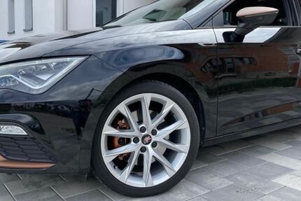 Seat Leon 99.995 km 19.500 &euro; Hamm 59063