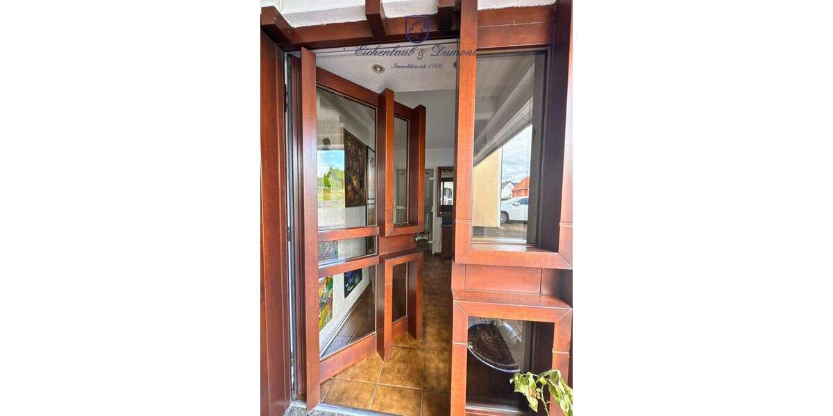 Einfamilienhaus mit Wintergarten, Garage + parkähnlichem Garten 6 zimmer