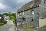 **PREISGÜNSTIGES- SCHIEFERBESCHLAGENS FACHWERKHAUS MIT ALTEM BAUMBESTAND IN MUDERSBACH-KEIN DENKMALSCHUTZ- ** - Einfamilienhaus Mudersbach Birken | Angebot:27169939