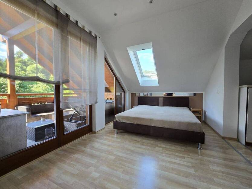 Doppelhaus mit 2-Einlieger-FerienWohnung -ideal als Generationswohnen zu verkaufen