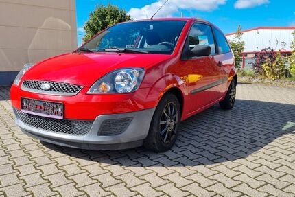 Ford Fiesta 90.052 km 1.999 € Tanna 07922