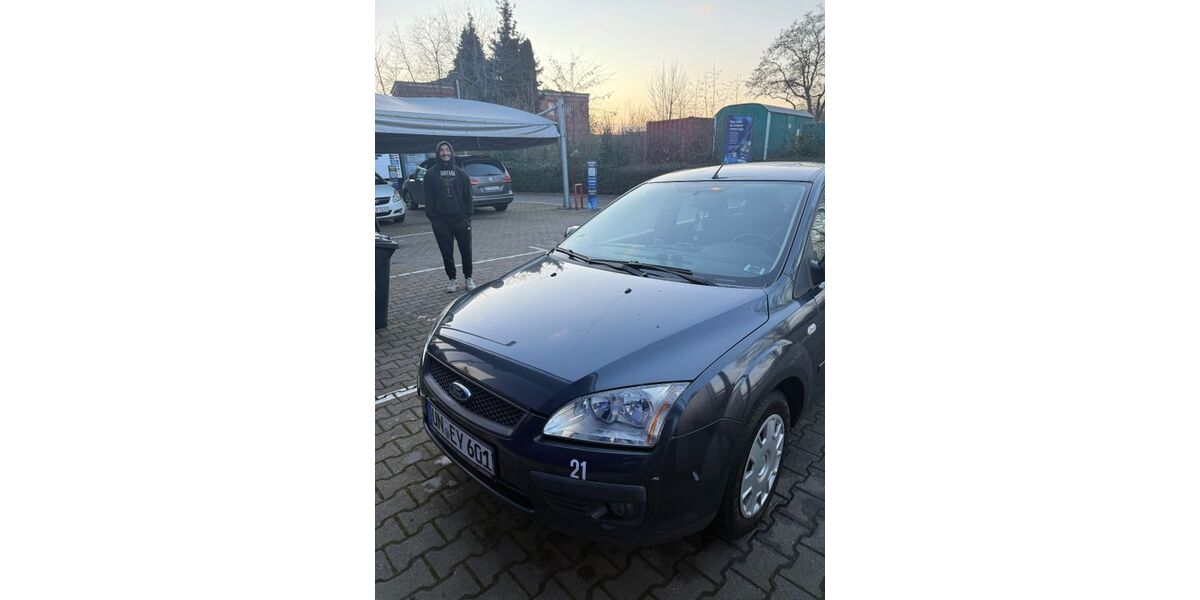 Ford Focus 288.000 km 2.200 &euro; Unna 59427