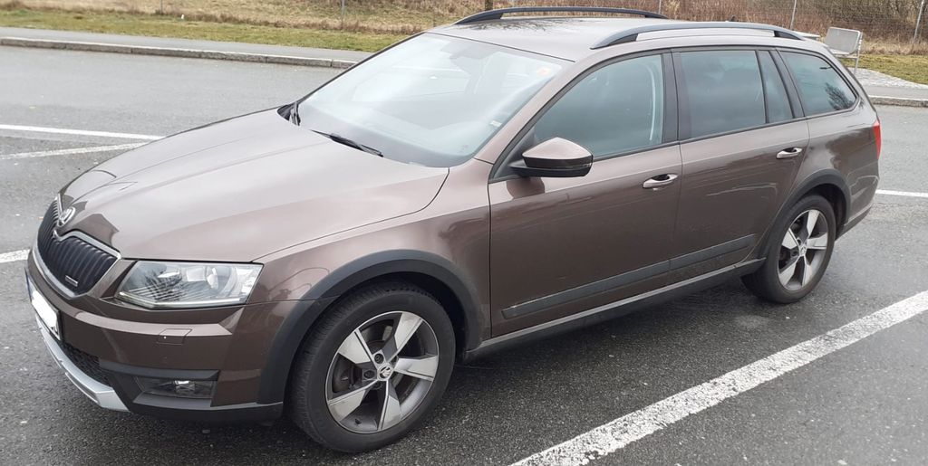 Skoda Octavia 234.000 km 8.499 &euro; Velpke 38458