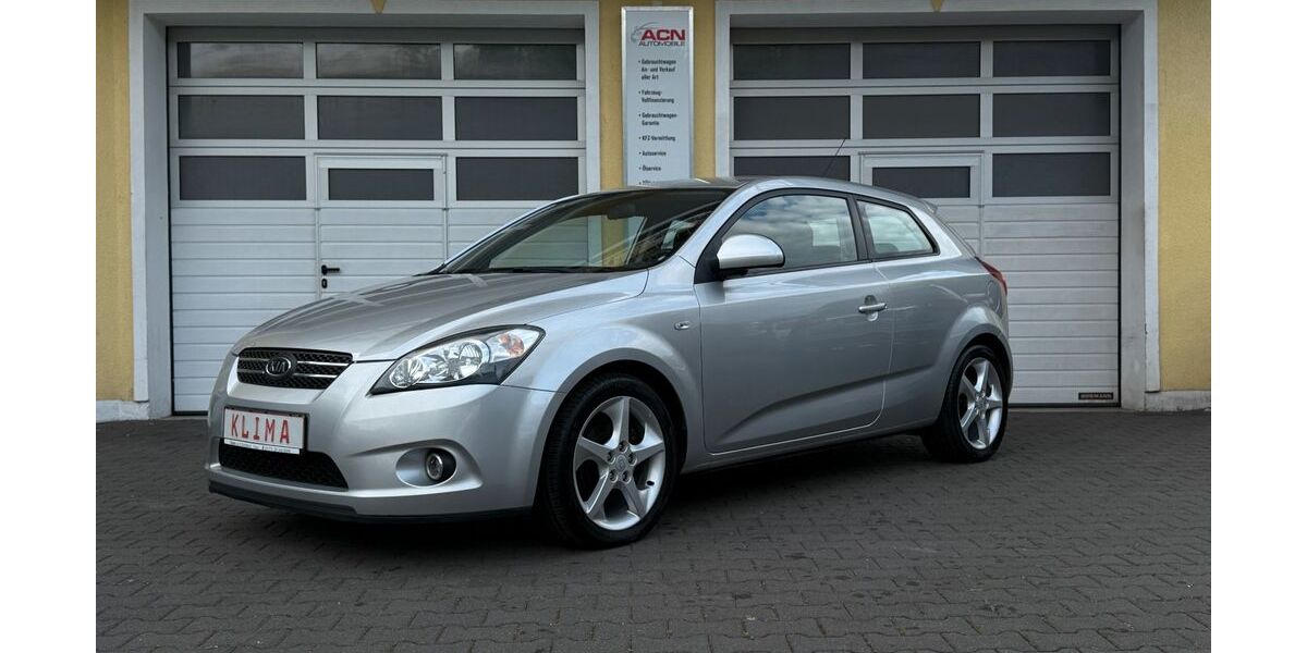 Kia ceed / Ceed 138.000 km 5.990 € Diez 65582
