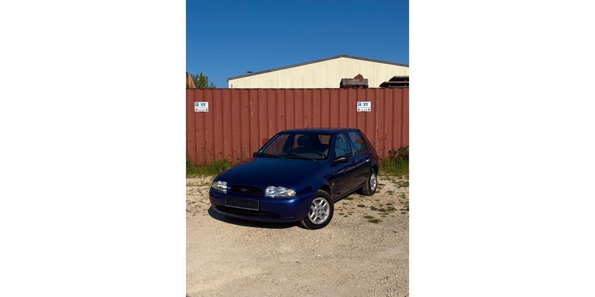 Ford Fiesta 61.300 km 2.690 &euro; Eislingen 73054