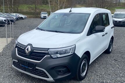 Renault Kangoo 146.000 km 11.990 &euro; Trieb 08239