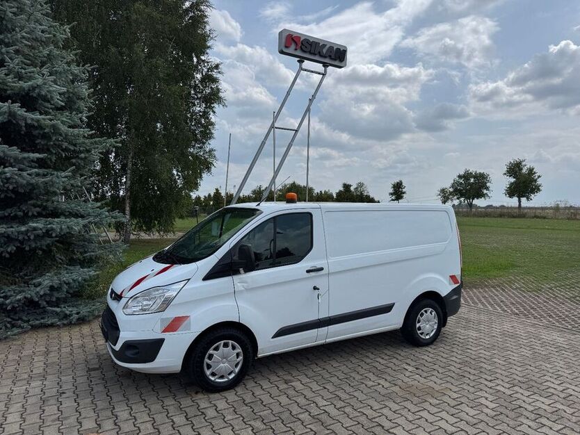 Transit Custom