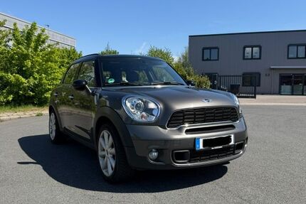 Mini Countryman S (Cooper) 133.000 km 9.499 &euro; Duisburg 47228